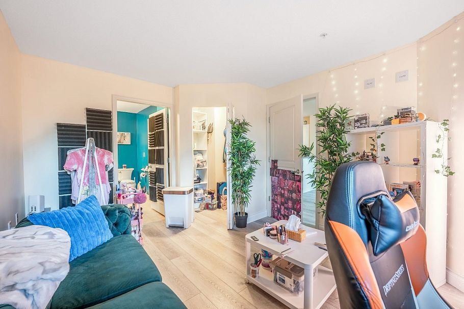 416 960 Lynn Valley Road North Vancouver, BC - 10