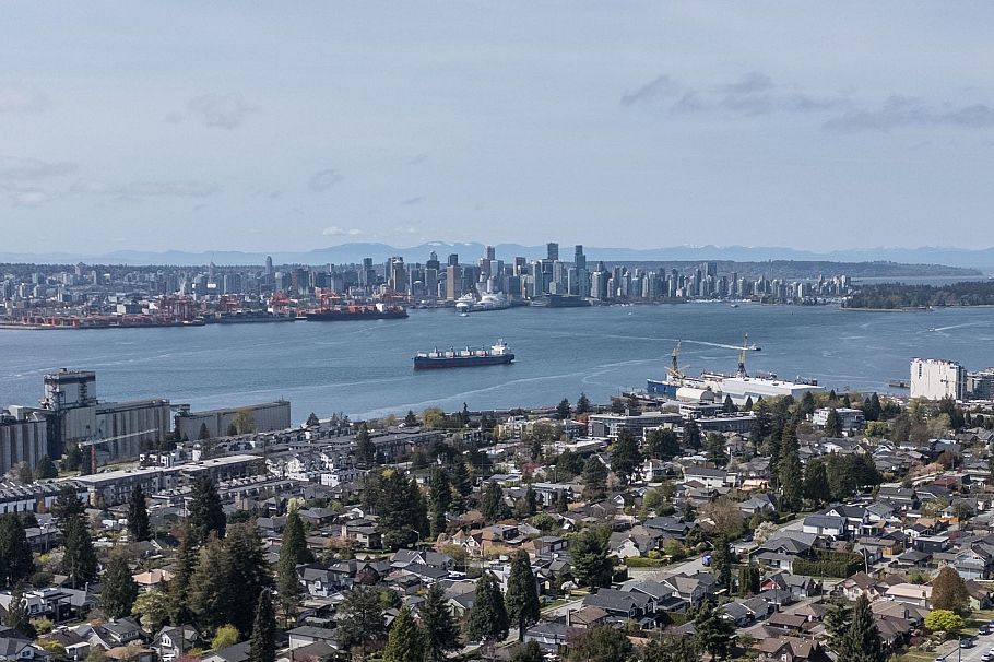 635 E Keith Road North Vancouver, BC - 1