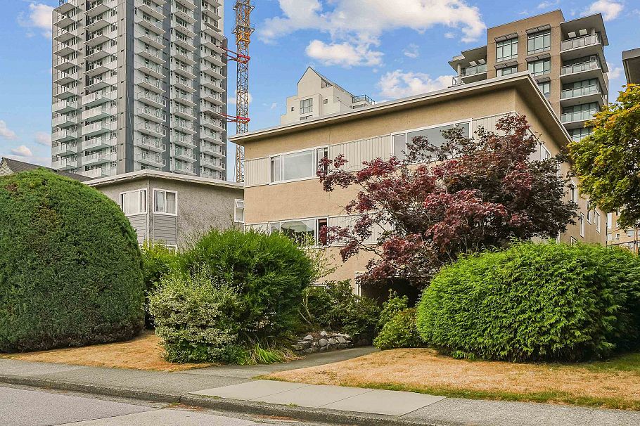 2 1235 W 10th Avenue Vancouver, BC - 18