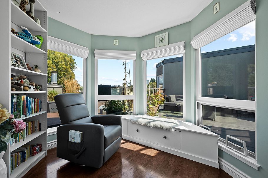 305 2110 Cornwall Avenue Vancouver, BC - 21