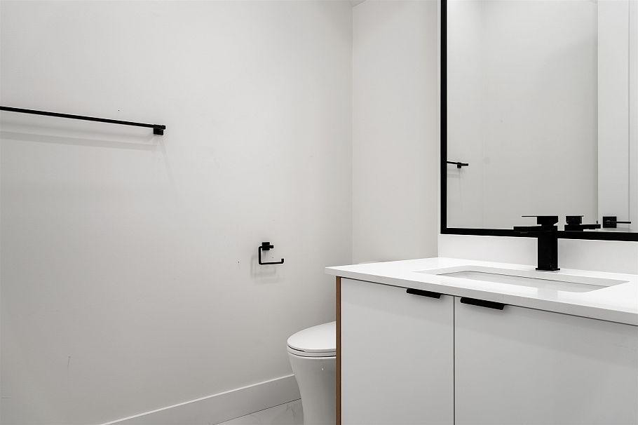 5873 Culloden Street Vancouver, BC - 7