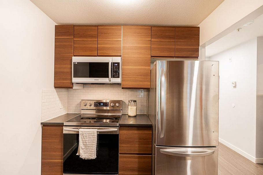 106 3628 Rae Avenue Vancouver, BC - 11