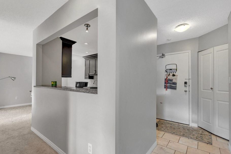 308 1155 Ross Road North Vancouver, BC - 11