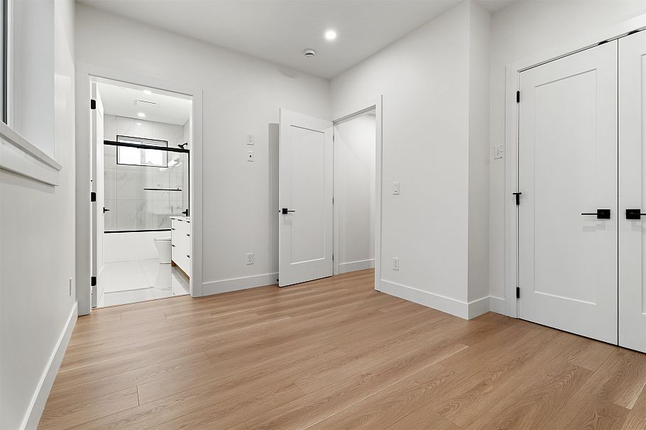 5873 Culloden Street Vancouver, BC - 8