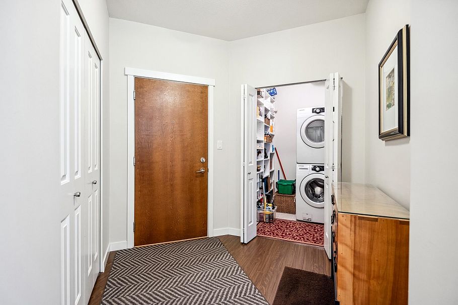 311 119 W 22nd Street North Vancouver, BC - 27