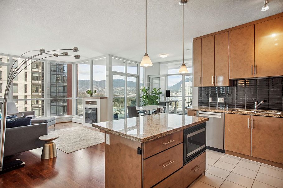 2901 1189 Melville Street Vancouver, BC - 1