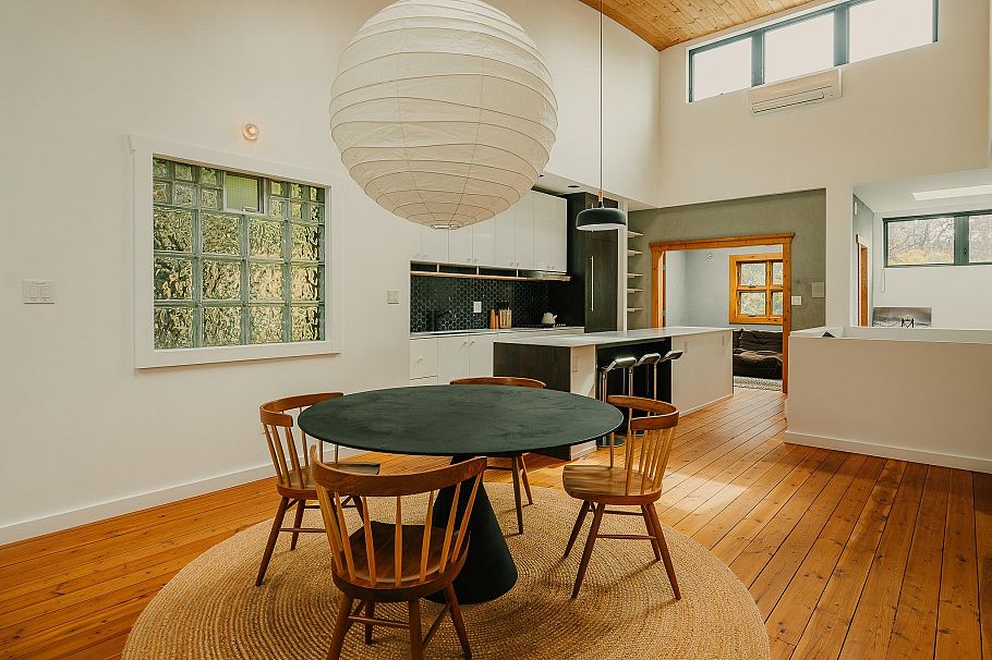 279 E 26th Avenue Vancouver, BC - 1