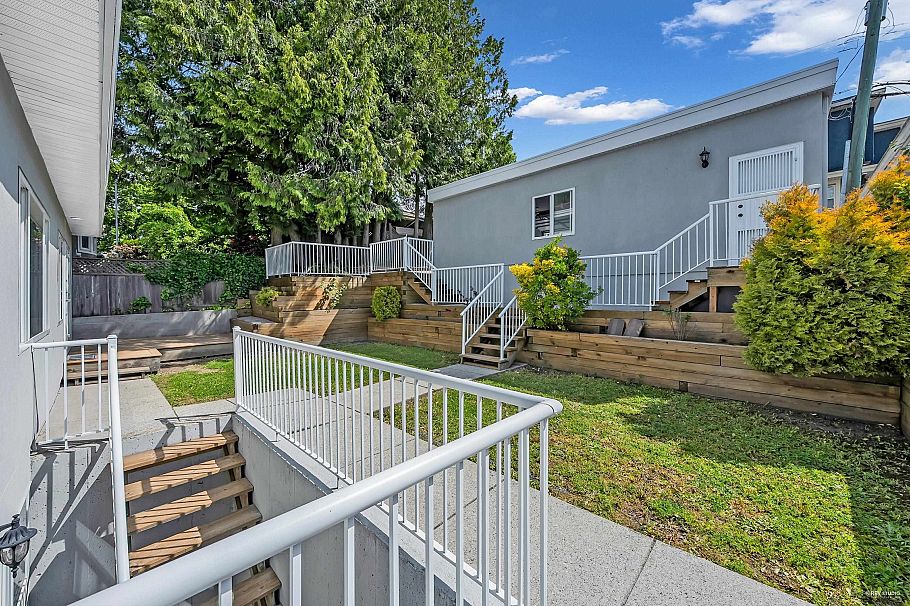 7938 Victoria Drive Vancouver, BC - 6