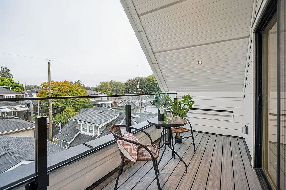 2 250 E 39th Avenue Vancouver, BC - 31