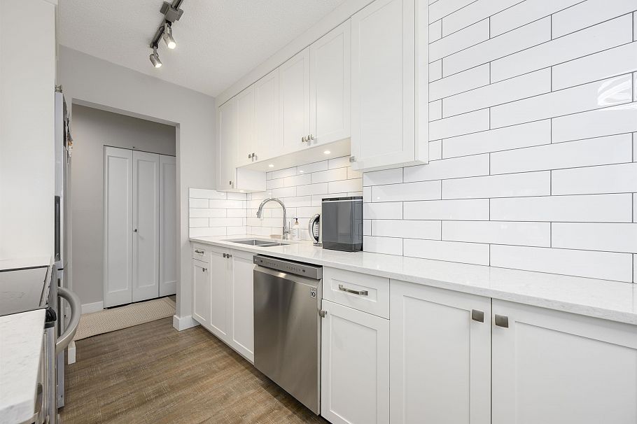 105 308 W 2nd Street North Vancouver, BC - 9