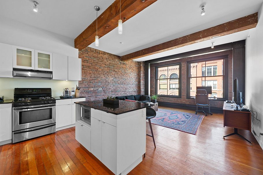 405 310 Water Street Vancouver, BC - 11