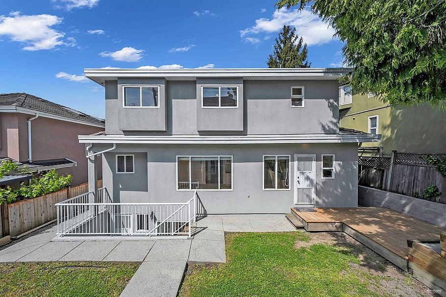 7938 Victoria Drive Vancouver, BC - 3