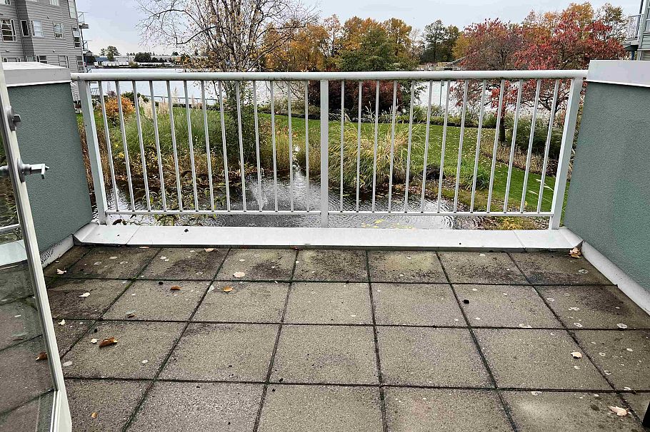 1950 E Kent South Avenue Vancouver, BC - 16