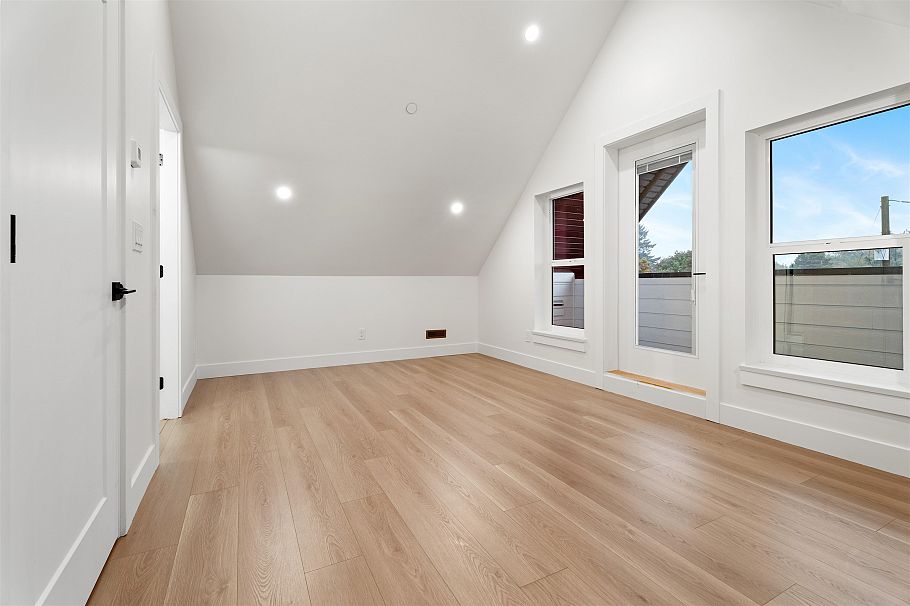 5873 Culloden Street Vancouver, BC - 14