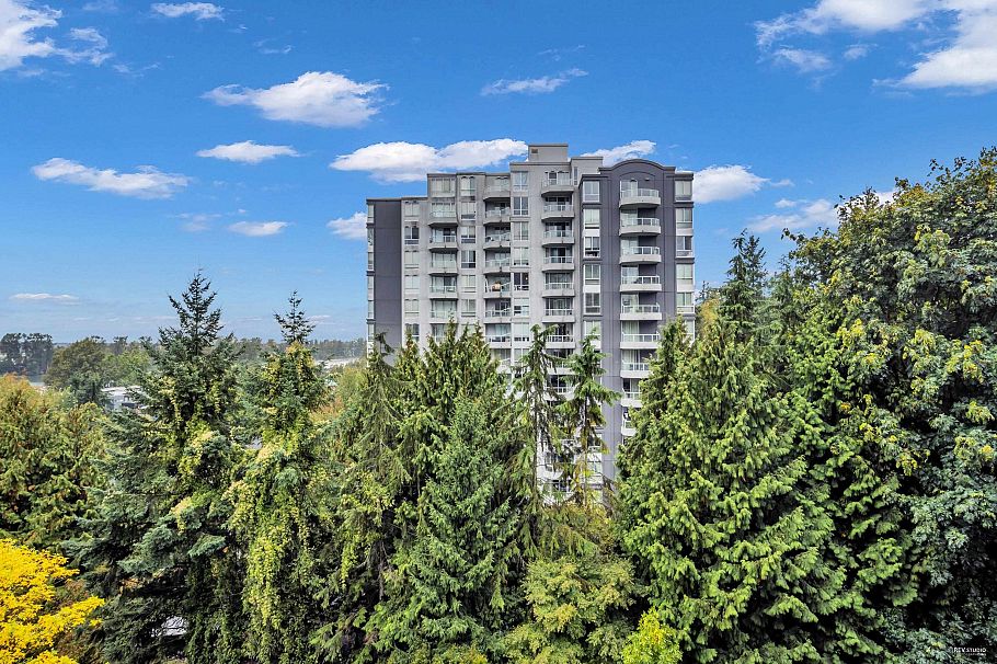 606 3061 E Kent Avenue North Vancouver, BC - 9