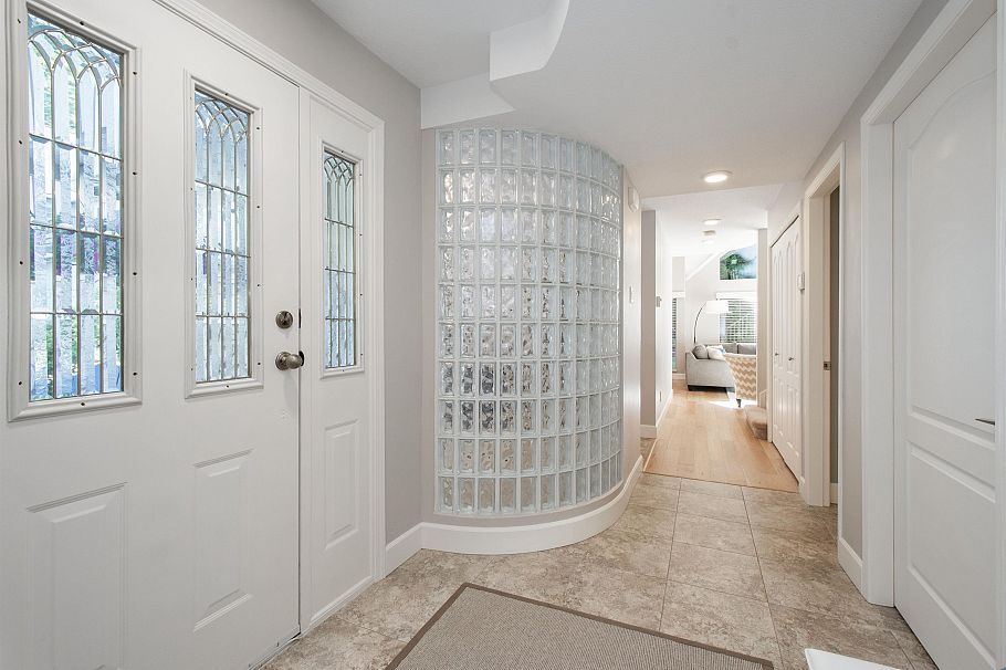 37 1001 Northlands Drive North Vancouver, BC - 5