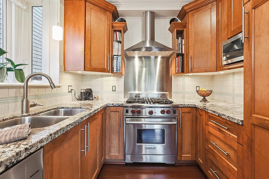 3487 W 2nd Avenue Vancouver, BC - 5