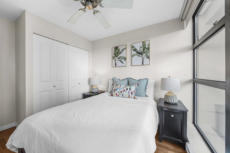 2107 1295 Richards Street Vancouver, BC - 11