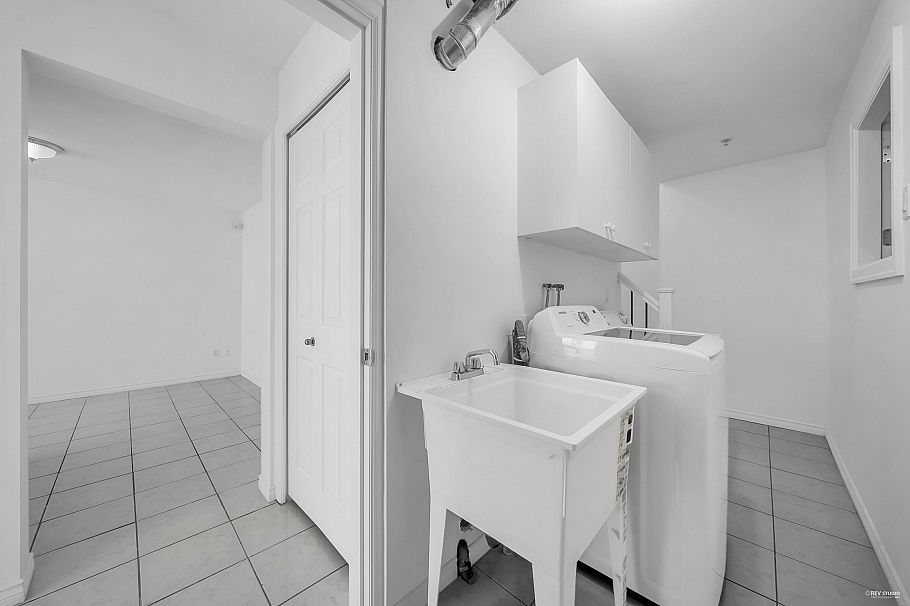 7938 Victoria Drive Vancouver, BC - 34