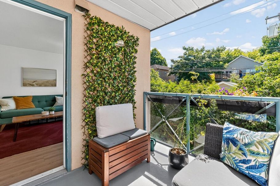 302 2388 Triumph Street Vancouver, BC - 12