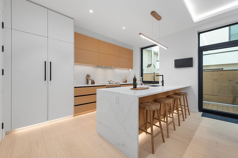 2 8226 Adera Street Vancouver, BC - 13