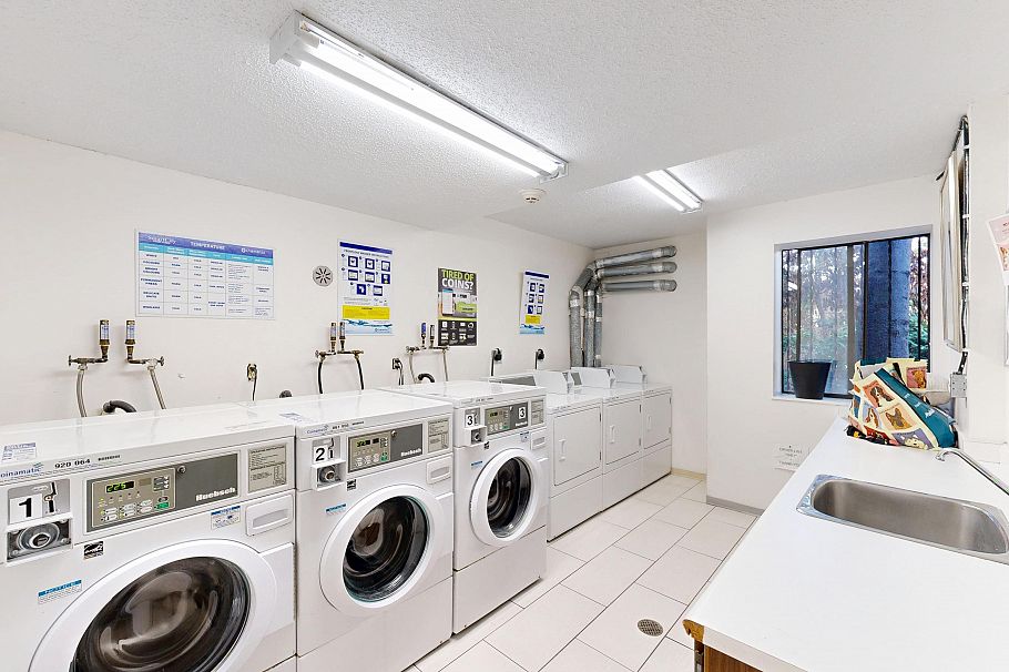 208 2173 W 6th Avenue Vancouver, BC - 21