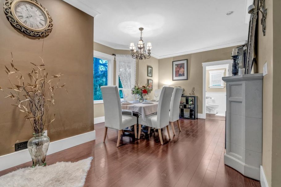 2385 W 7th Avenue Vancouver, BC - 5