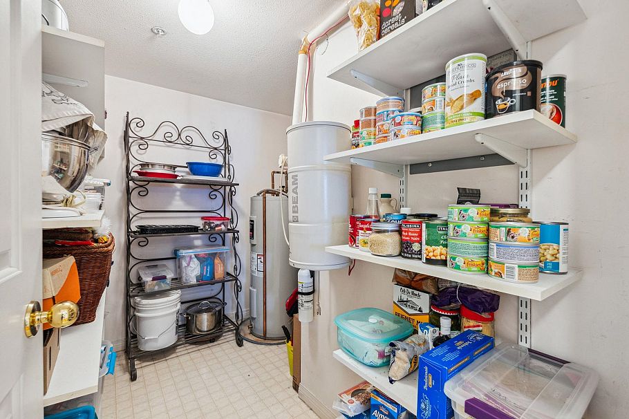 304 2121 W 5th Avenue Vancouver, BC - 26