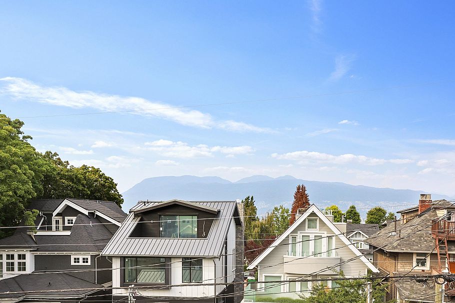 3487 W 2nd Avenue Vancouver, BC - 15