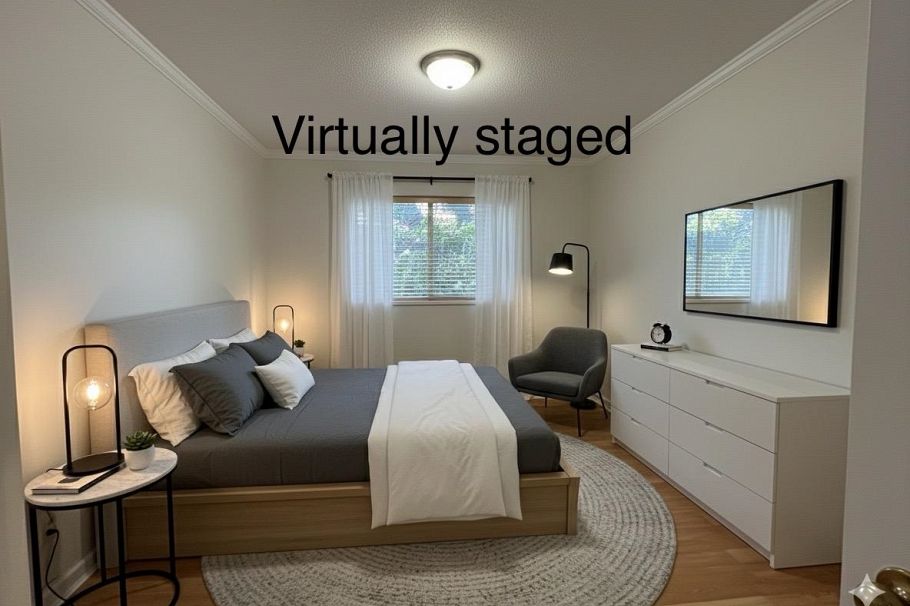 2358 W 6th Avenue Vancouver, BC - 25