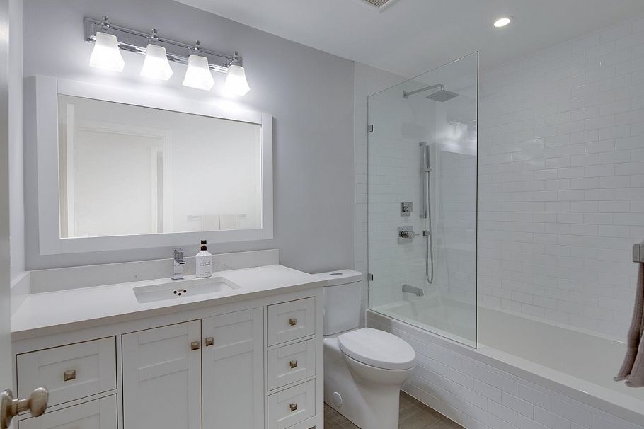 203 985 W 10th Avenue Vancouver, BC - 19