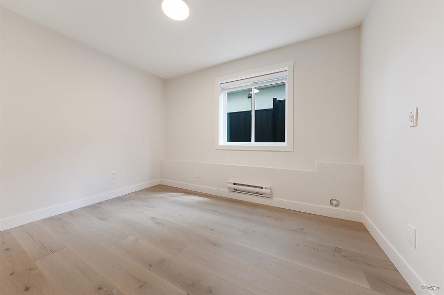 103 5092 Slocan Street Vancouver, BC - 5