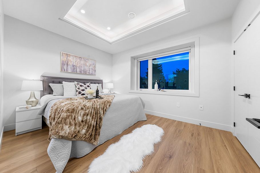 1810 E 55th Avenue Vancouver, BC - 20