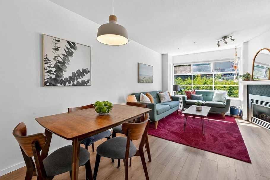 302 2388 Triumph Street Vancouver, BC - 2