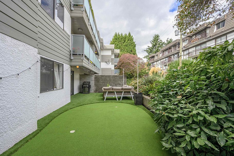 105 308 W 2nd Street North Vancouver, BC - 25