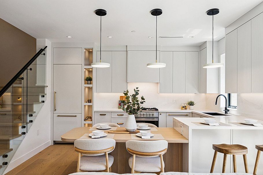 2 250 E 39th Avenue Vancouver, BC - 14