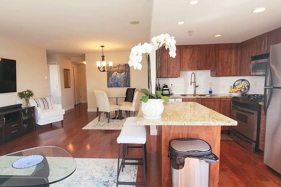 804 120 Milross Avenue Vancouver, BC - 6