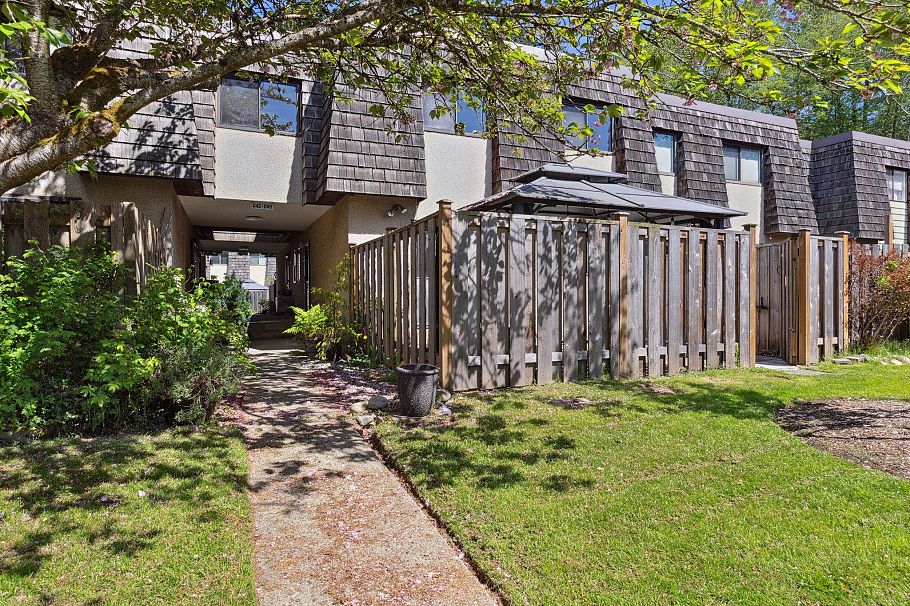 1142 Premier Street North Vancouver, BC - 28