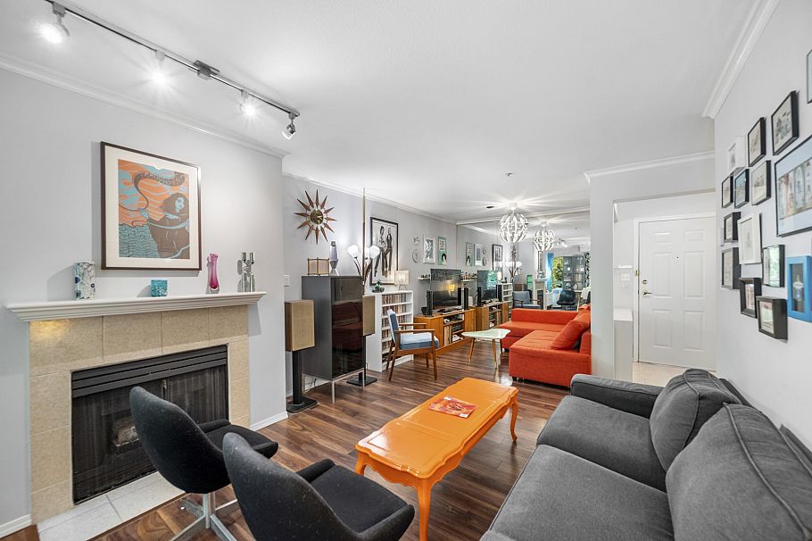 306 3400 SE Marine Drive Vancouver, BC - 2