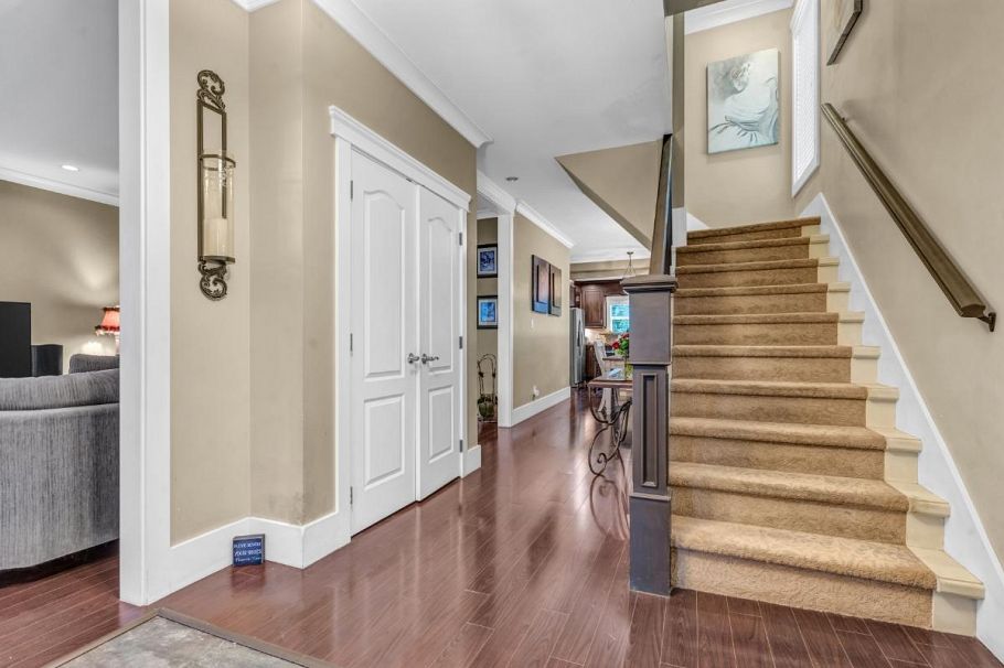 2385 W 7th Avenue Vancouver, BC - 14