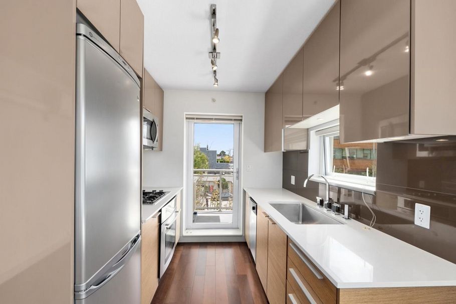 307 1808 W 3rd Avenue Vancouver, BC - 9