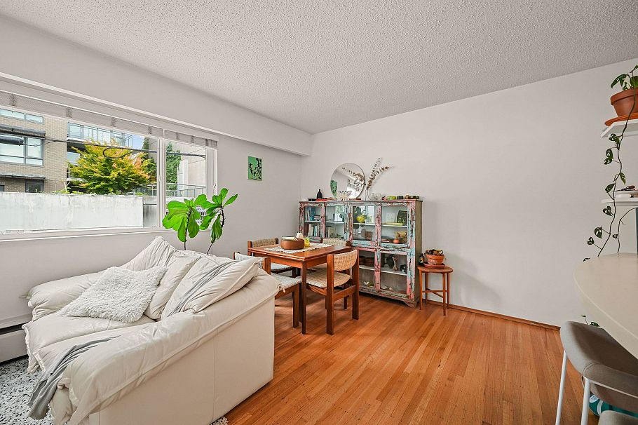 2 1235 W 10th Avenue Vancouver, BC - 8