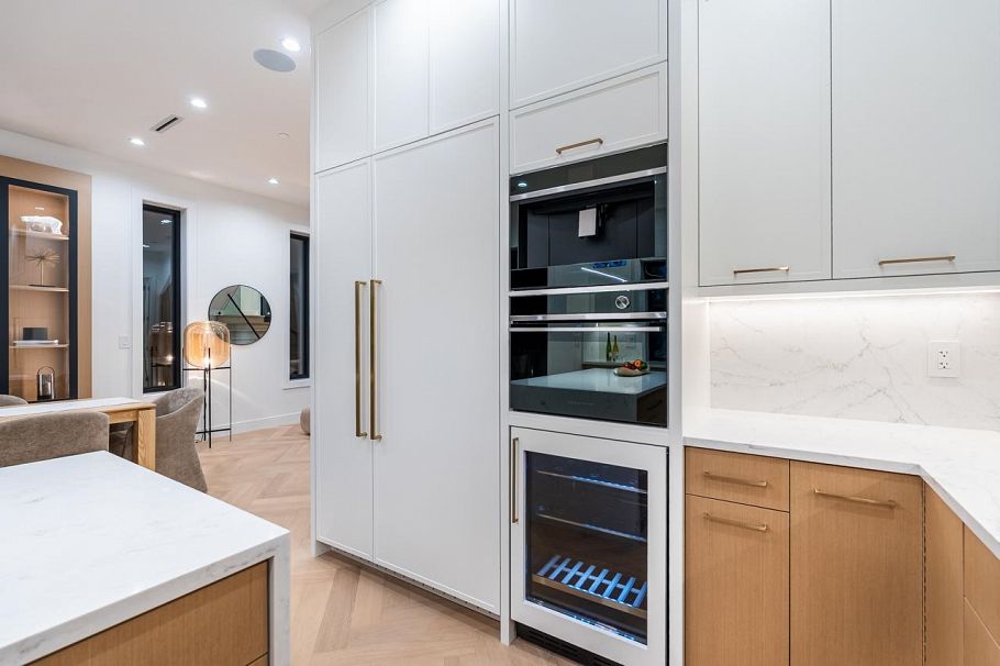 5080 Prince Edward Street Vancouver, BC - 25