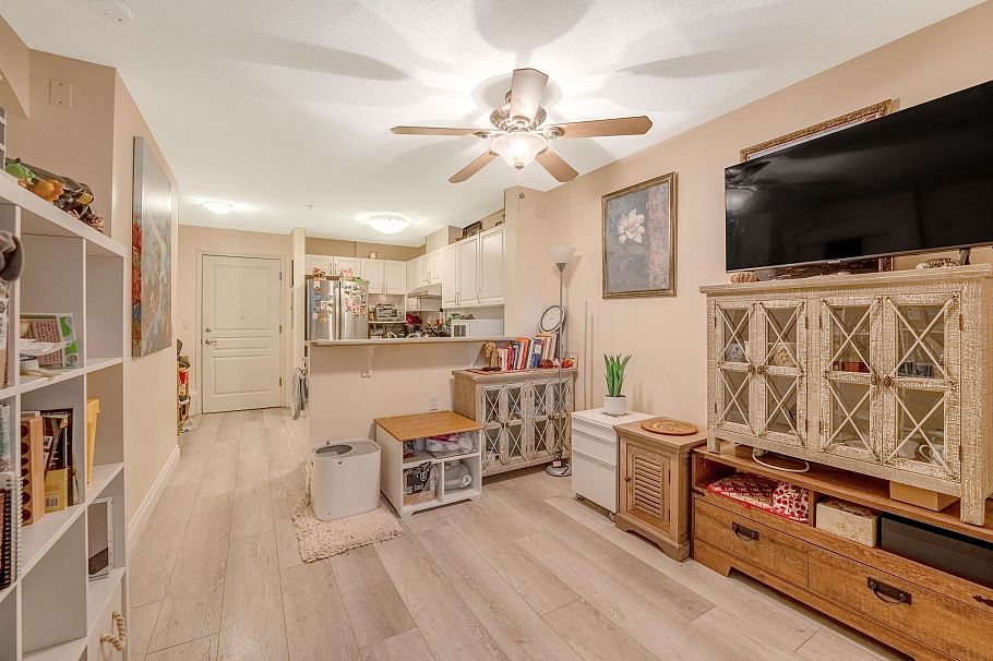 416 960 Lynn Valley Road North Vancouver, BC - 7