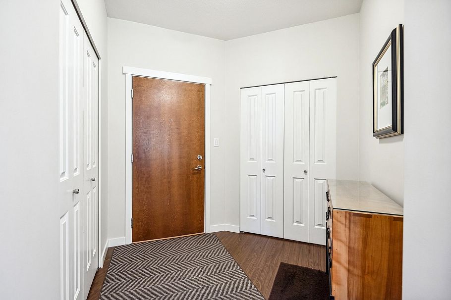 311 119 W 22nd Street North Vancouver, BC - 26