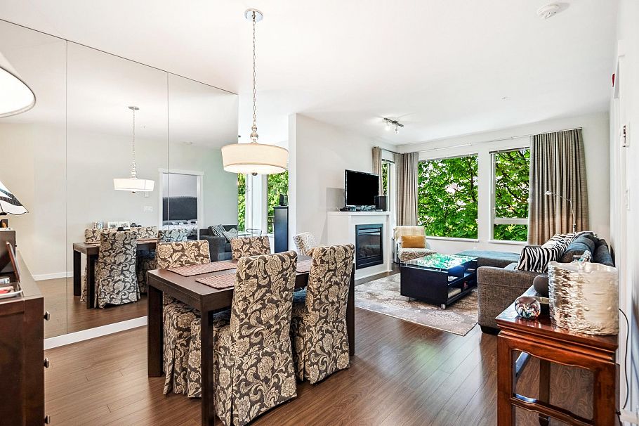 311 119 W 22nd Street North Vancouver, BC - 2