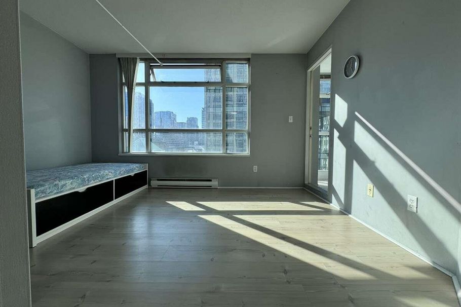 810 438 Seymour Street Vancouver, BC - 13