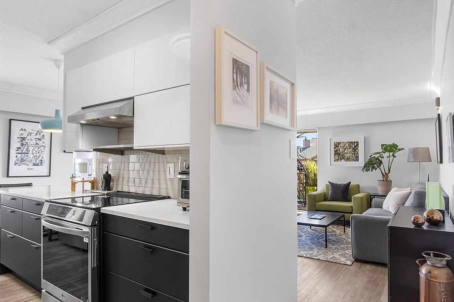 306 134 W 20th Street North Vancouver, BC - 15