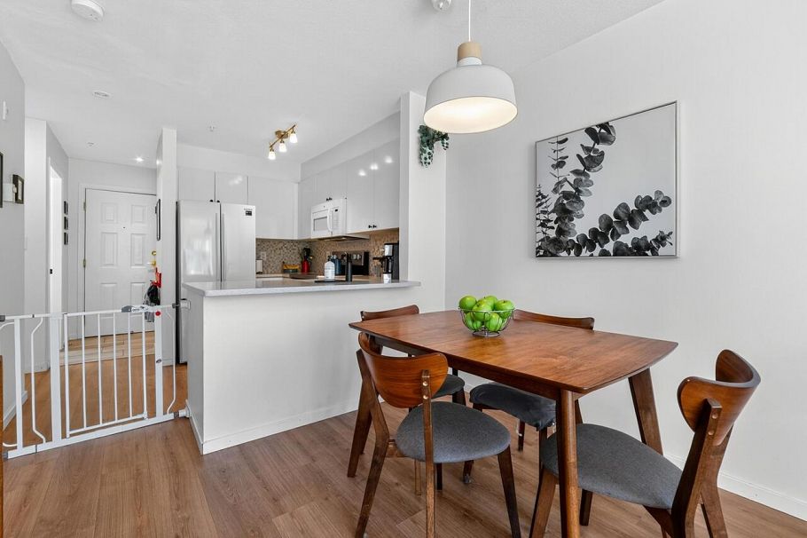 302 2388 Triumph Street Vancouver, BC - 8