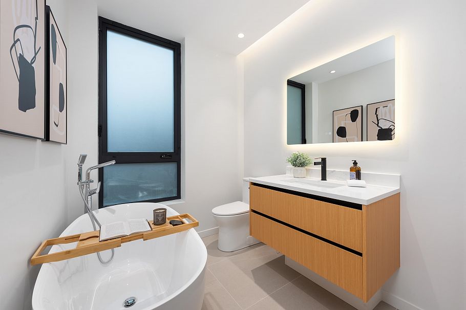 2 8226 Adera Street Vancouver, BC - 26